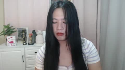 Snapshot of cutie_asianwoman chatting on 12-14-24, 05:58 cutie_asianwoman online show from 12-14-24, 05:58