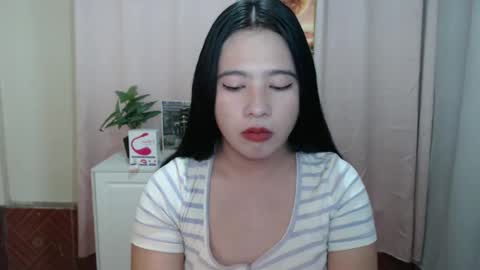 Snapshot of cutie_asianwoman chatting on 12-16-24, 06:49 cutie_asianwoman online show from 12-16-24, 06:49