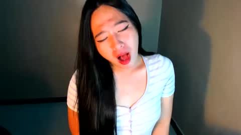 Snapshot of cutie_asianwoman chatting on 02-13-25, 10:54 cutie_asianwoman online show from 02-13-25, 10:54