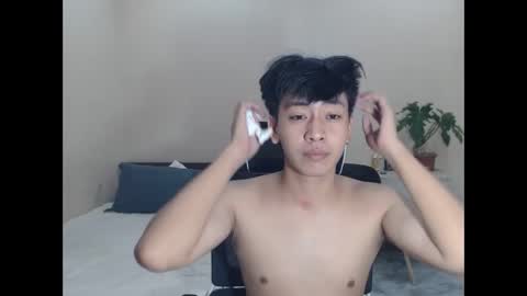 Snapshot of cutie_cumshow chatting on 11-04-25, 02:54 Neil Taylor online show from 11-04-25, 02:54