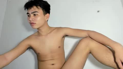 Snapshot of cutie_luwi chatting on 10-29-25, 06:42 luwi online show from 10-29-25, 06:42