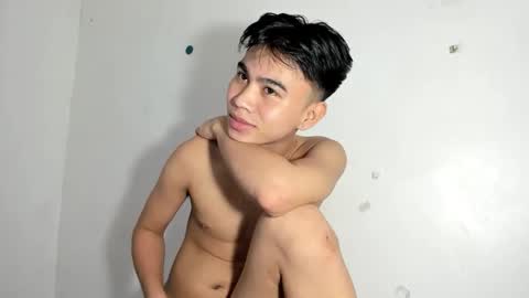 Snapshot of cutie_luwi chatting on 11-18-25, 11:15 luwi online show from 11-18-25, 11:15