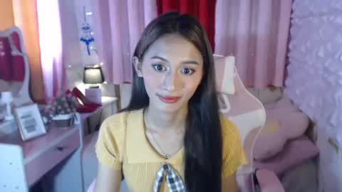 cutie_mitcha online show from 09-24-25, 01:31