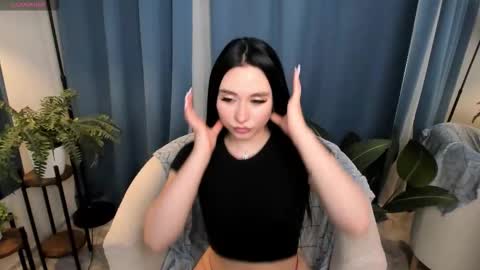 Monica online show from 02-11-26, 08:47