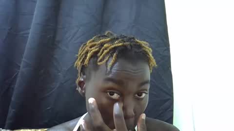 cuttey_slim22 online show from 04-15-26, 09:38