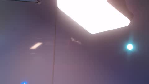 Laura online show from 02-20-26, 11:32