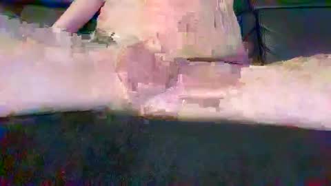 cwaddle online show from 02-08-25, 06:01