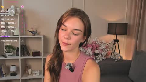 Snapshot of cwenbrayton chatting on 09-17-25, 07:15 Cwen online show from 09-17-25, 07:15