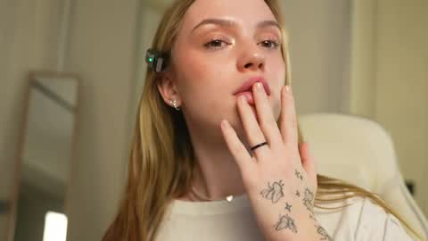 EMILY online show from 02-27-25, 04:53