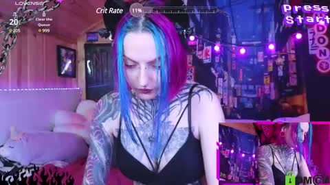 Snapshot of cybernekko chatting on 03-09-25, 05:00 Neko online show from 03-09-25, 05:00
