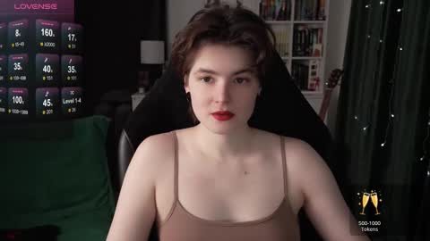 Helen Blossom online show from 11-19-25, 01:55