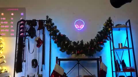 Lily Goddess online show from 12-16-25, 11:32