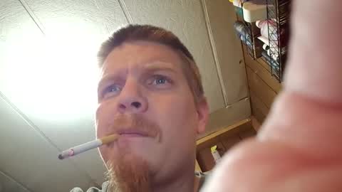 Snapshot of cyng93 chatting on 11-28-25, 08:50 cyng93 online show from 11-28-25, 08:50