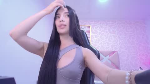 CINTIA ARAUJO online show from 09-26-25, 03:54