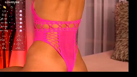 Snapshot of cynthiawest chatting on 10-14-25, 03:07 Ivy online show from 10-14-25, 03:07