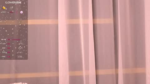 Snapshot of cynthiawest chatting on 10-29-25, 03:53 Ivy online show from 10-29-25, 03:53