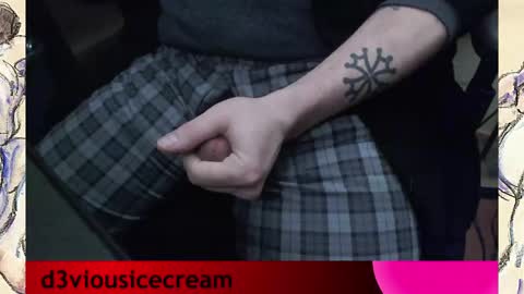 Snapshot of d3viousicecream chatting on 02-21-25, 06:29 deviousicecream online show from 02-21-25, 06:29