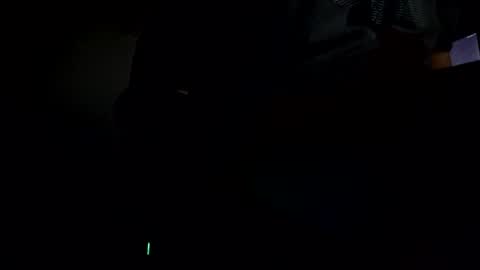 d7xxt1r7 online show from 02-11-25, 12:06