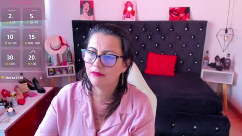 Mia  online show from 01-15-25, 02:46