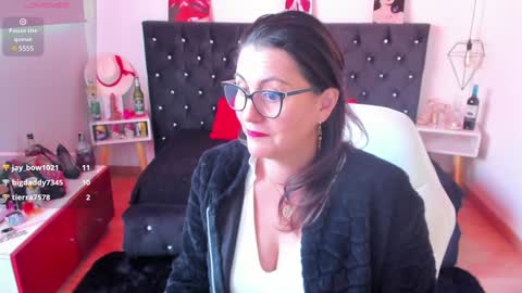 Mia  online show from 01-17-25, 02:39