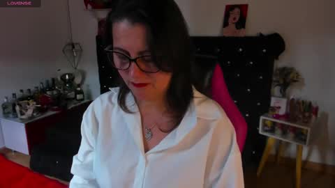 Mia  online show from 02-19-25, 02:23