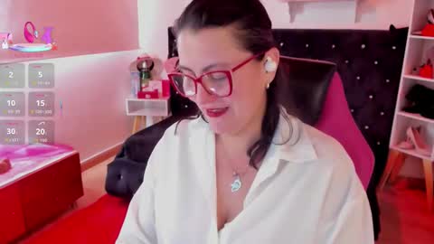 Mia  online show from 09-26-25, 02:10