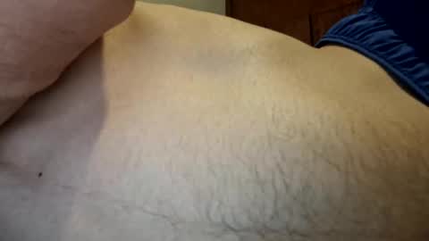 Snapshot of dabeibe chatting on 09-20-25, 01:17 Jewbb online show from 09-20-25, 01:17