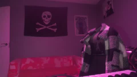 Destroyer online show from 10-16-25, 06:31