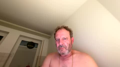 dachdecker7269 online show from 02-07-26, 03:32