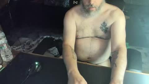 Snapshot of dadbodfatrod chatting on 10-20-25, 11:16 Daddy online show from 10-20-25, 11:16