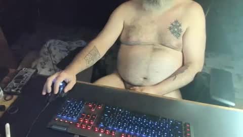 Snapshot of dadbodfatrod chatting on 12-15-25, 11:42 Daddy online show from 12-15-25, 11:42