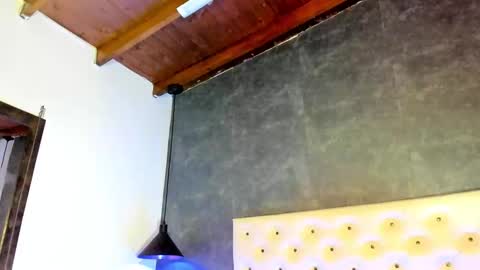 Snapshot of daddy_darcks chatting on 11-21-25, 09:24 daddy_darcks online show from 11-21-25, 09:24