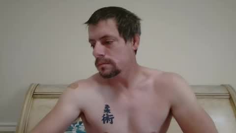 Snapshot of daddy_smallz chatting on 11-17-25, 06:14 XChampX online show from 11-17-25, 06:14