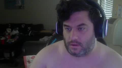 Snapshot of daddybody4u chatting on 11-09-25, 04:49 daddybody4u online show from 11-09-25, 04:49