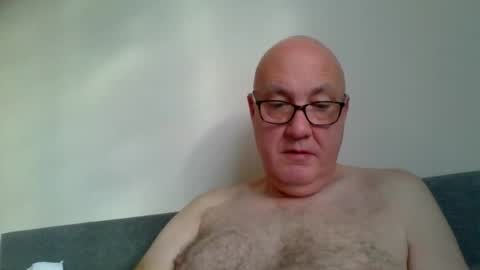 daddyhere4uall6 online show from 11-13-25, 08:13