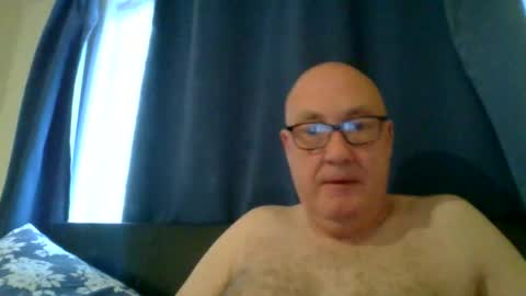 daddyhere4uall6 online show from 11-22-25, 09:41
