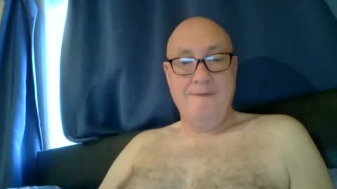 daddyhere4uall6 online show from 11-28-25, 08:17