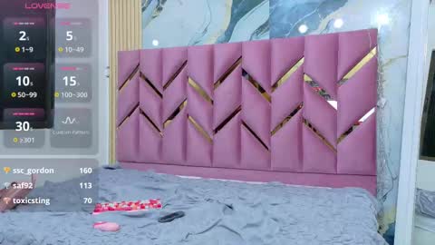 JAZMIN online show from 10-08-25, 07:44