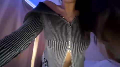 Snapshot of daddys_kisa chatting on 04-15-26, 01:40 daddys_kisa online show from 04-15-26, 01:40