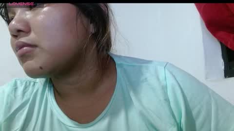 Snapshot of daddys_little_slutty chatting on 11-22-25, 04:44 Thalya online show from 11-22-25, 04:44