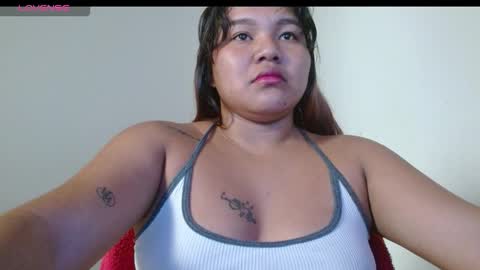 Snapshot of daddys_little_slutty chatting on 11-29-25, 03:04 Thalya online show from 11-29-25, 03:04