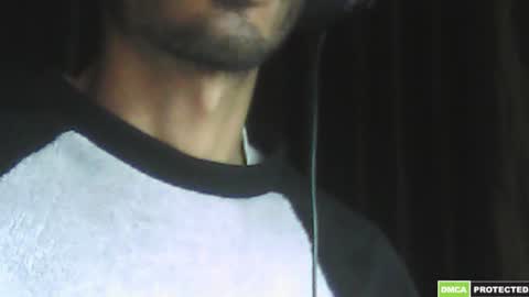 Snapshot of daddyselim chatting on 01-25-25, 09:35 the alpha online show from 01-25-25, 09:35