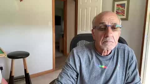 Snapshot of daddyweis chatting on 09-20-25, 06:09 daddyweis online show from 09-20-25, 06:09