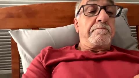 Snapshot of daddyweis chatting on 09-28-25, 03:34 daddyweis online show from 09-28-25, 03:34