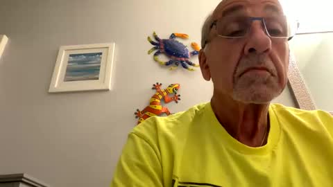 Snapshot of daddyweis chatting on 10-05-25, 07:12 daddyweis online show from 10-05-25, 07:12