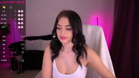 Snapshot of daenerys_daen chatting on 12-03-24, 07:54 daenerys_daen online show from 12-03-24, 07:54