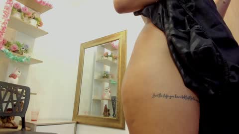 Lesly online show from 12-04-24, 07:17