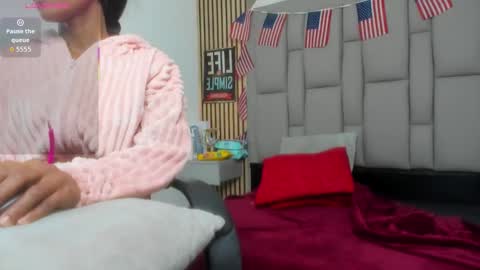 daffnelewis online show from 09-11-25, 11:21