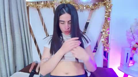 dafne_quenn online show from 12-17-25, 01:28