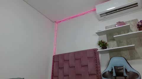 DAFNNE online show from 01-29-25, 12:02